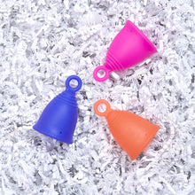 Load image into Gallery viewer, Peachlife® 3 Pack Menstrual Cups with Ring Stem, Medium Size 28 ml - Soft, Medium Firm and Extra Firm
